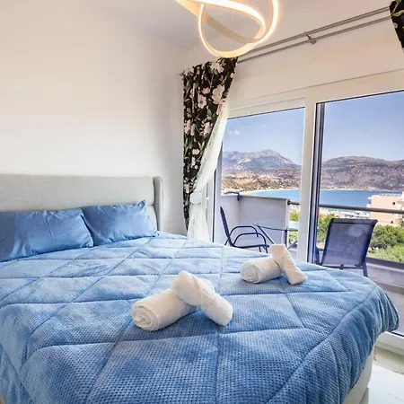 Punta Mare Homes Apartament Karpatos
