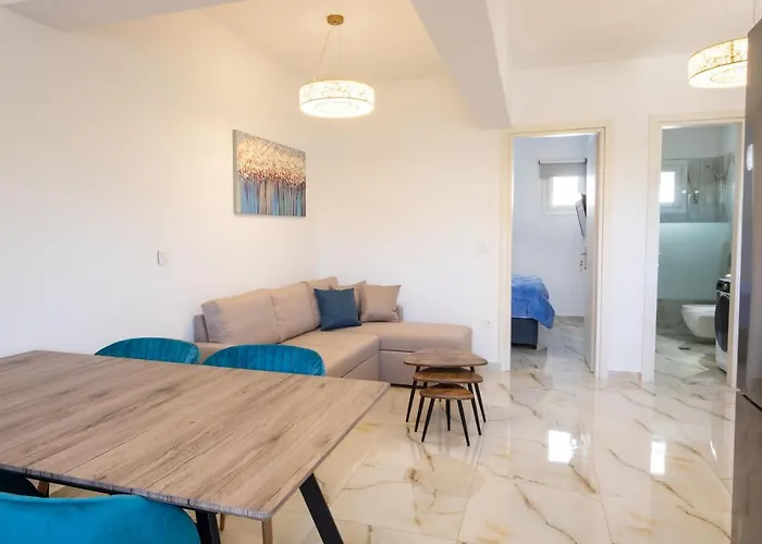 Apartment Punta Mare Homes
